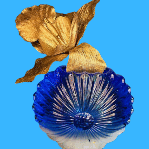 Blue Seashell-Shaped Vase